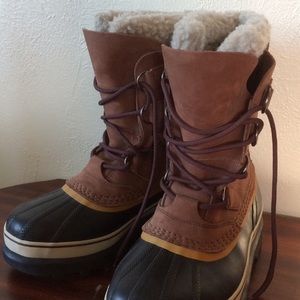 Sorel Women's Size 9 Caribou Style Winter Boots